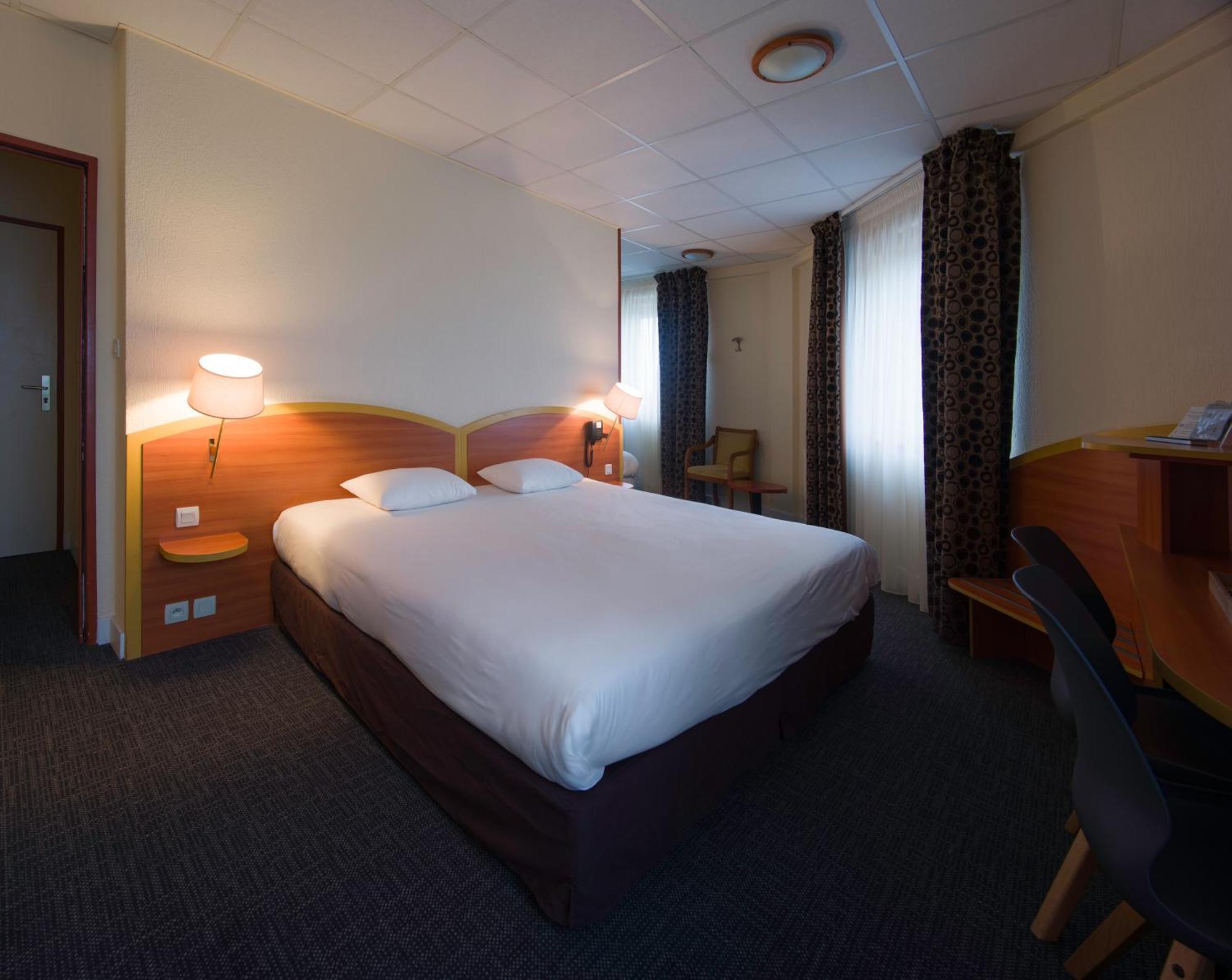 Hotel Kyriad Lamballe