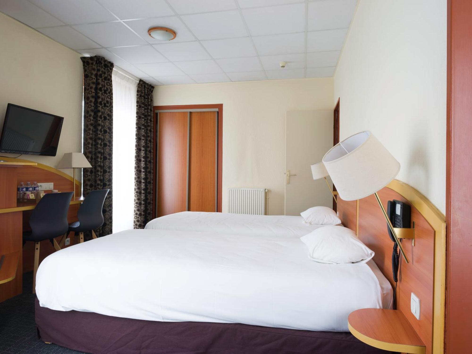 Kyriad Hotel Lamballe