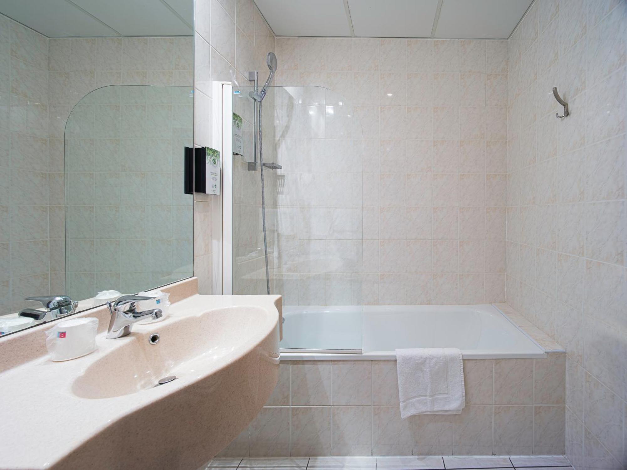 Kyriad Hotel
